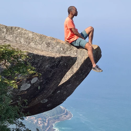 Gavea stone Trail