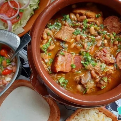 GASTRONOMIA AFRO BAIANA